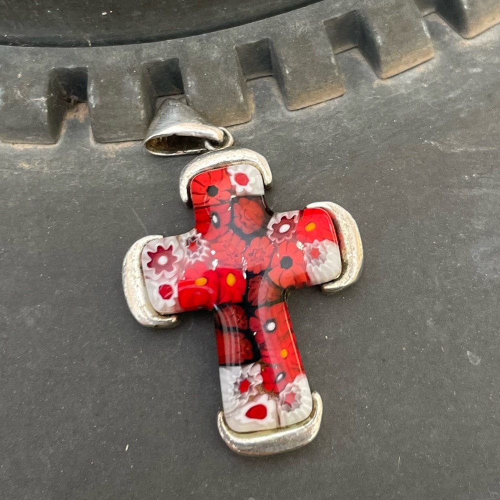 Handmade in Murano, Italy Millefiori glass cross 925 sterling silver pendant - Picture 10 of 16